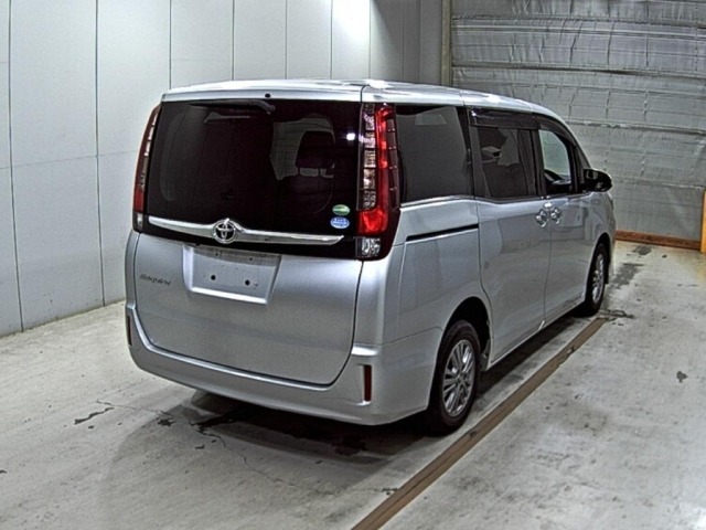 Toyota ESQUIRE 2015 8439381-5