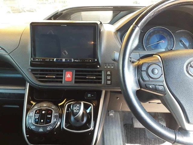 Toyota ESQUIRE 2020 8439413-11