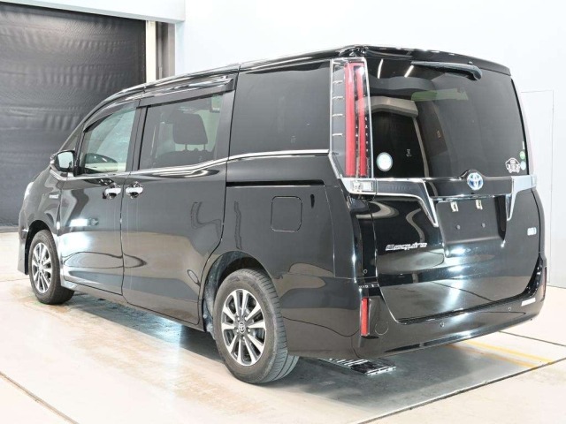 Toyota ESQUIRE 2020 8439413-6