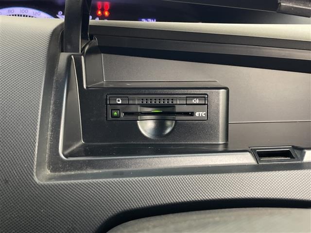Toyota ESTIMA 2012 8439889-6