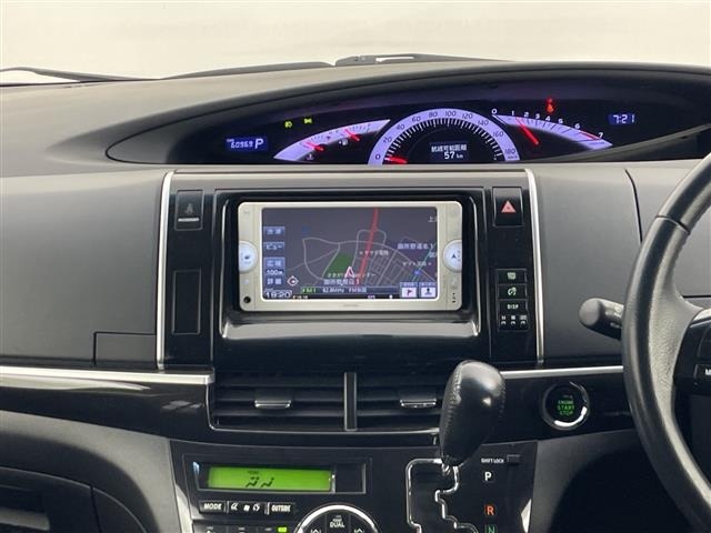 Toyota ESTIMA 2012 8439889-9