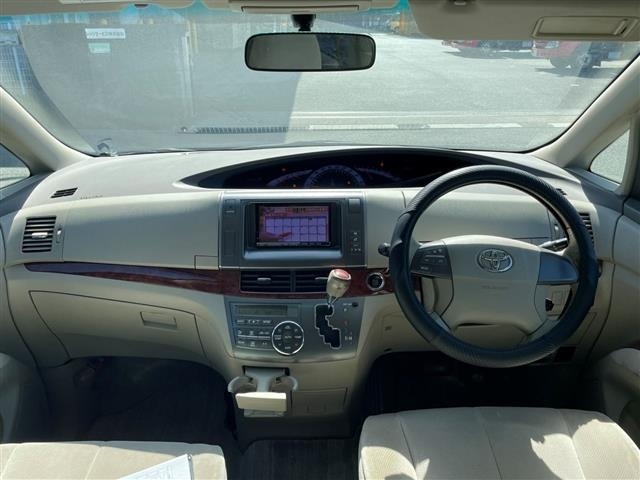 Toyota ESTIMA 2010 8439892-2