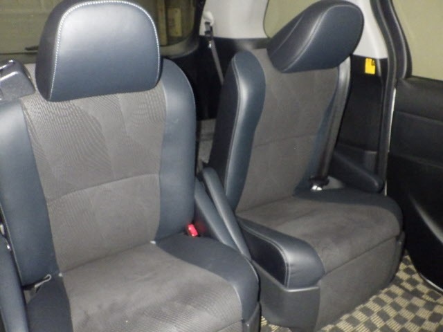 Toyota ESTIMA 2013 8439937-8