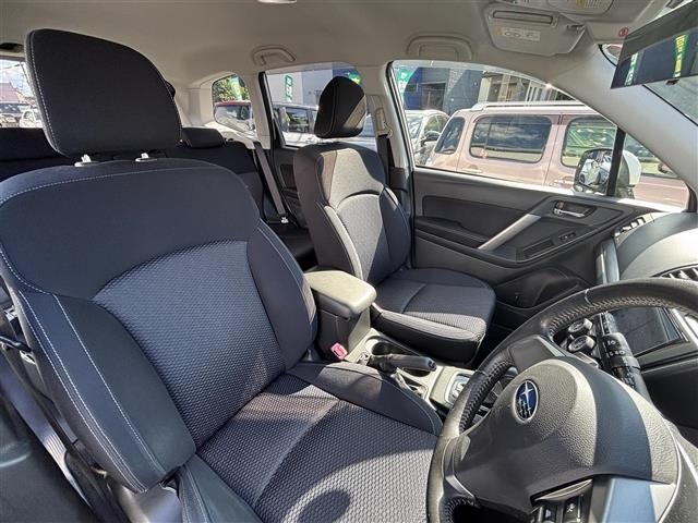 Subaru FORESTER 2013 8429556-10