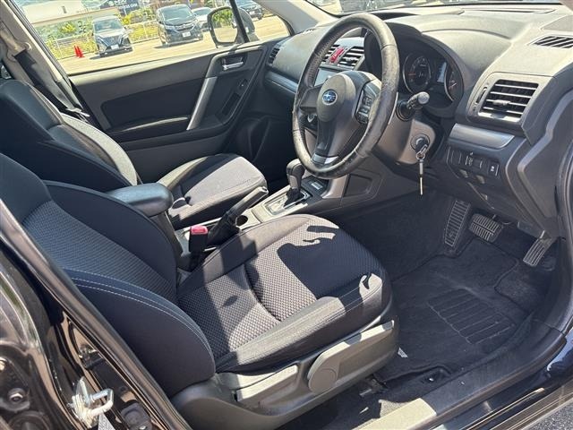 Subaru FORESTER 2014 8429821-4