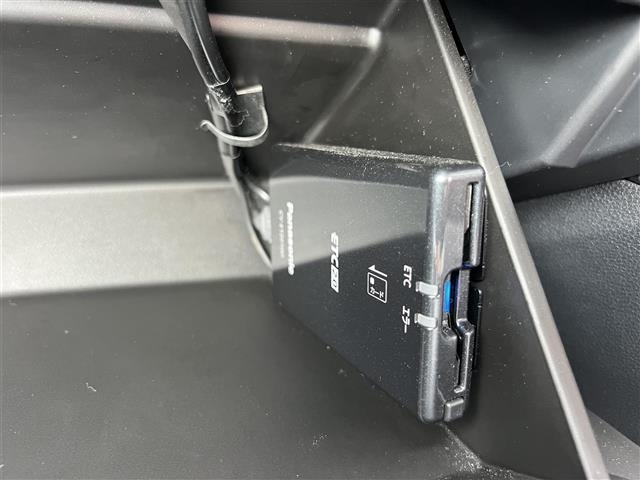 Subaru FORESTER 2023 8429910-11