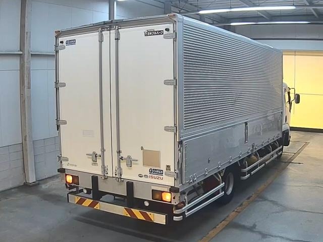 Isuzu FORWARD 2017 8426946-1