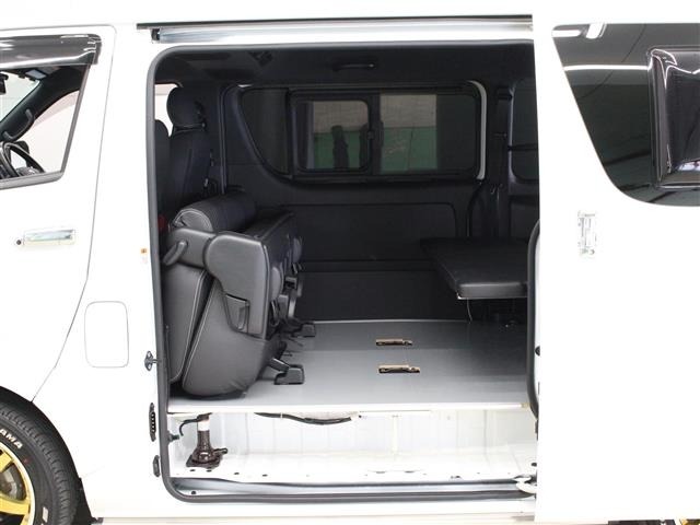 Toyota HIACE VAN 2023 8439809-10