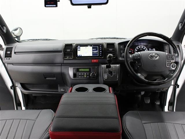 Toyota HIACE VAN 2023 8439809-14