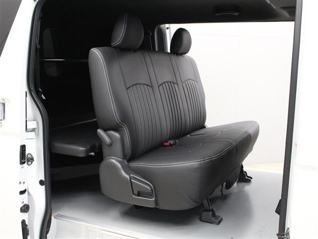 Toyota HIACE VAN 2023 8439809-8