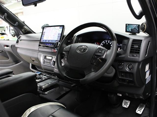 Toyota HIACE VAN 2021 8439814-8