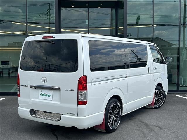 Toyota HIACE VAN 2017 8439815-1