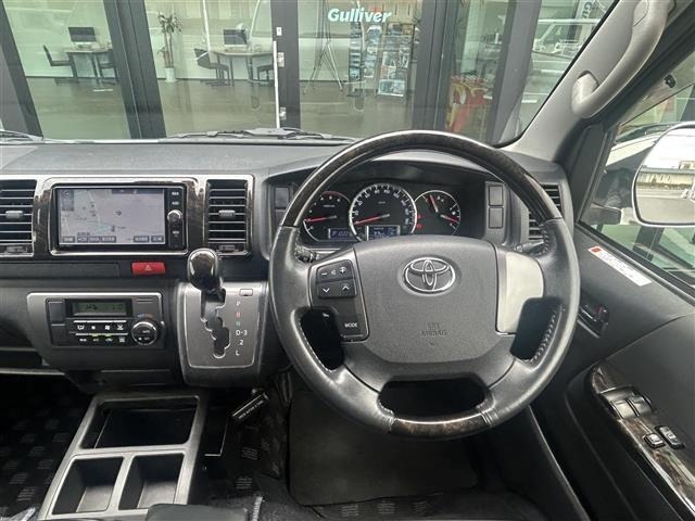 Toyota HIACE VAN 2017 8439815-4