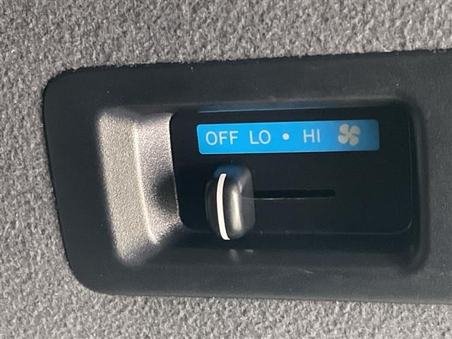 Toyota HIACE VAN 2021 8439819-4