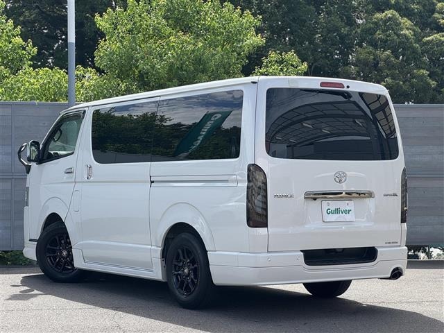 Toyota HIACE VAN 2024 8439821-13