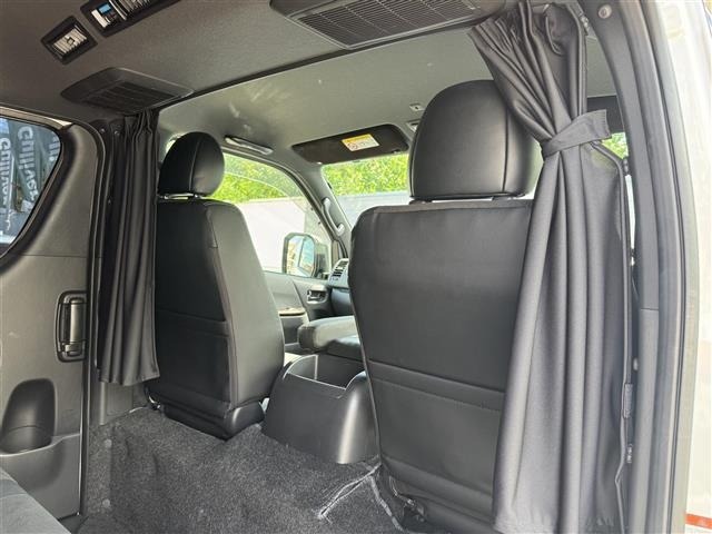 Toyota HIACE VAN 2024 8439821-7