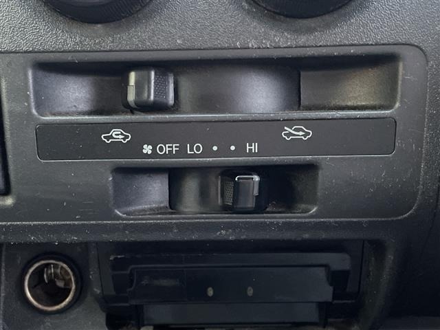 Toyota HIACE VAN 2011 8439828-18