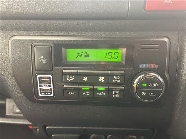 Toyota HIACE VAN 2020 8439836-11