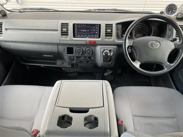 Toyota HIACE VAN 2008 8439839-11