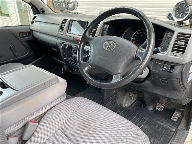Toyota HIACE VAN 2008 8439839-4