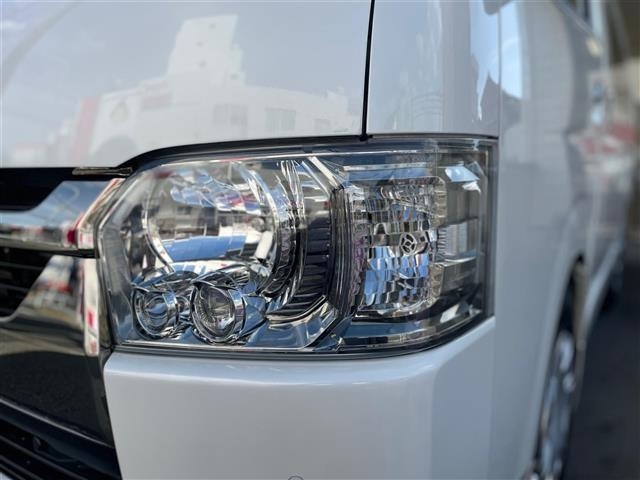 Toyota HIACE VAN 2023 8439840-11