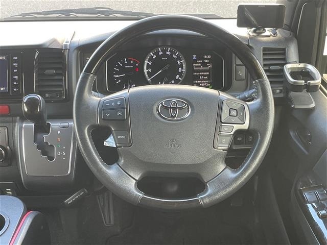 Toyota HIACE VAN 2023 8439840-15