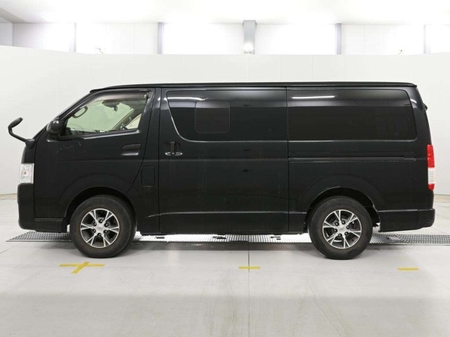 Toyota HIACE VAN 2019 8439995-4