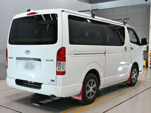 Toyota HIACE VAN 2024 8439996-1