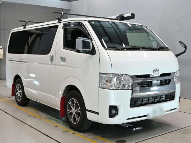 Toyota HIACE VAN 2024 8439996-5