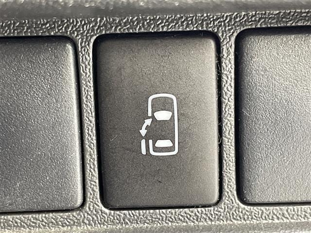 Toyota HIACE WAGON 2017 8443470-11