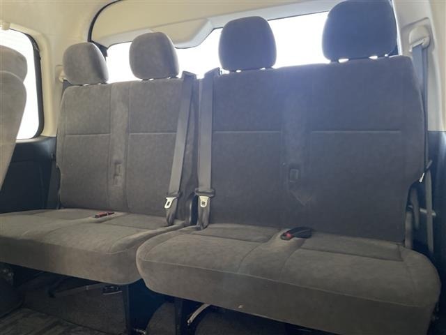 Toyota HIACE WAGON 2016 8443471-11