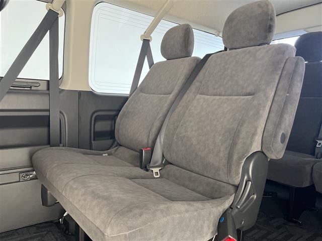 Toyota HIACE WAGON 2016 8443471-12