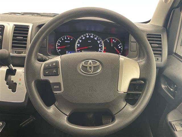Toyota HIACE WAGON 2016 8443471-14