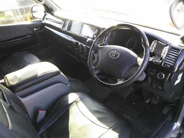 Toyota HIACE WAGON 2009 8443492-3