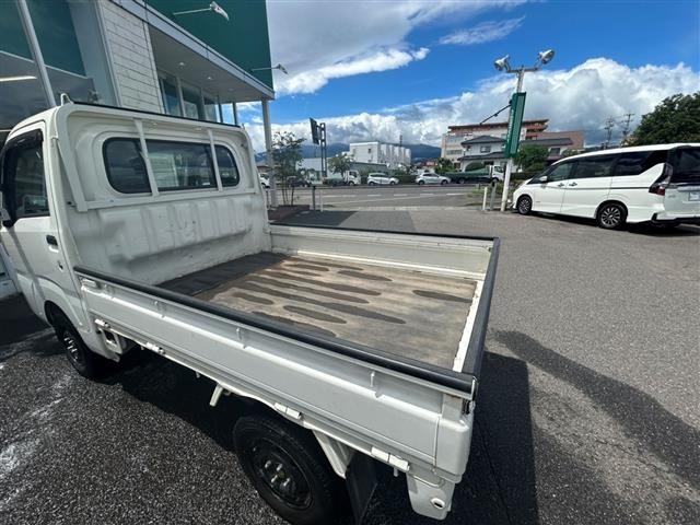 Daihatsu HIJET TRUCK 2015 8437150-17