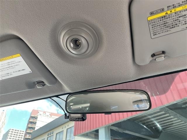 Toyota IQ 2012 8433550-18