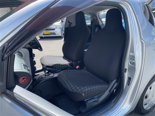 Toyota IQ 2012 8433550-20