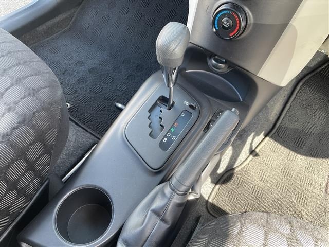 Toyota IQ 2012 8433550-5