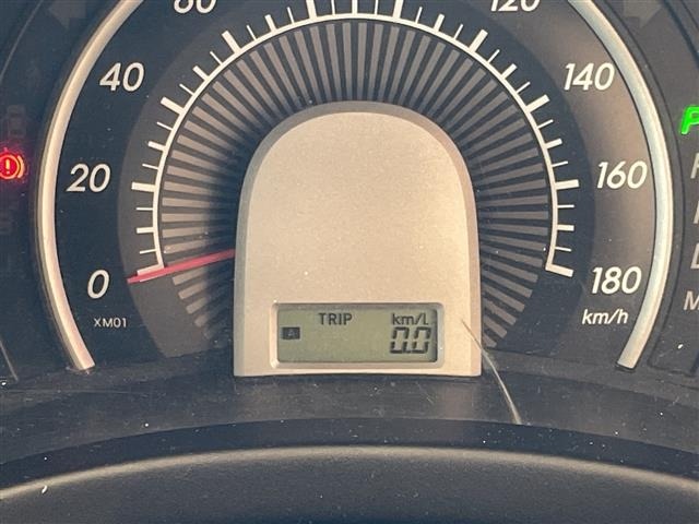 Toyota ISIS 2006 8431768-16