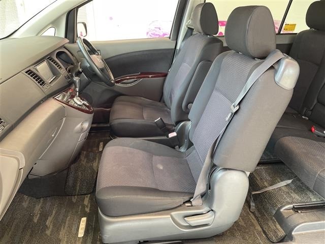 Toyota ISIS 2006 8431768-22