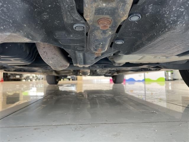 Toyota ISIS 2006 8431768-6