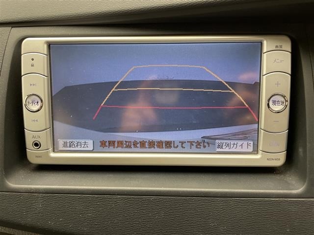 Toyota ISIS 2009 8431782-12