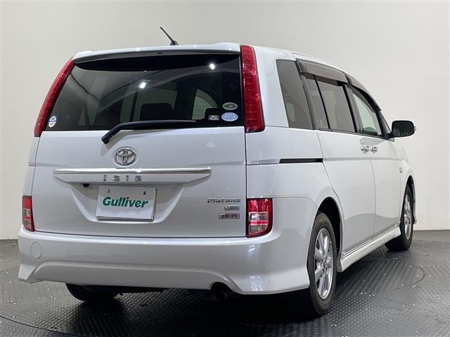 Toyota ISIS 2009 8431782-6
