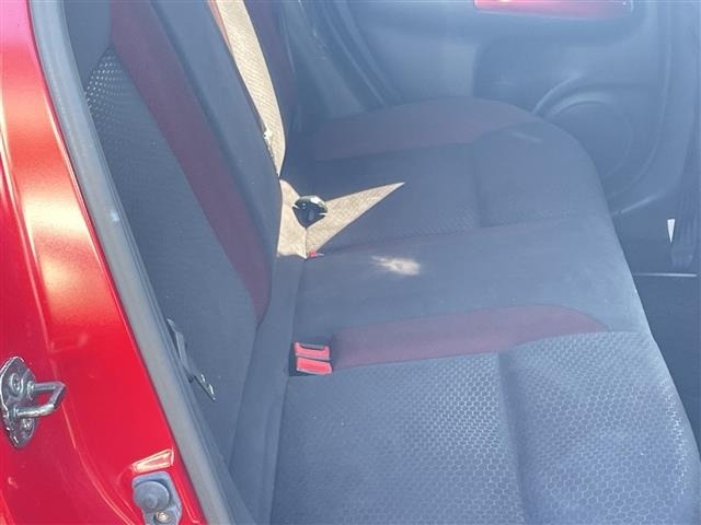 Nissan JUKE 2011 8431845-10