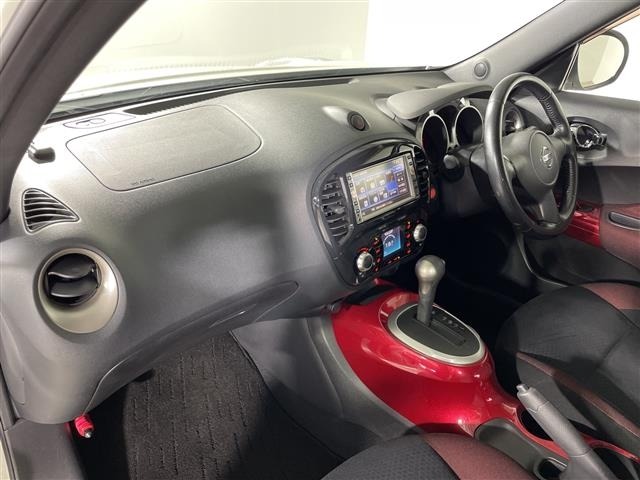 Nissan JUKE 2010 8431850-6