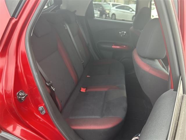 Nissan JUKE 2012 8431860-11