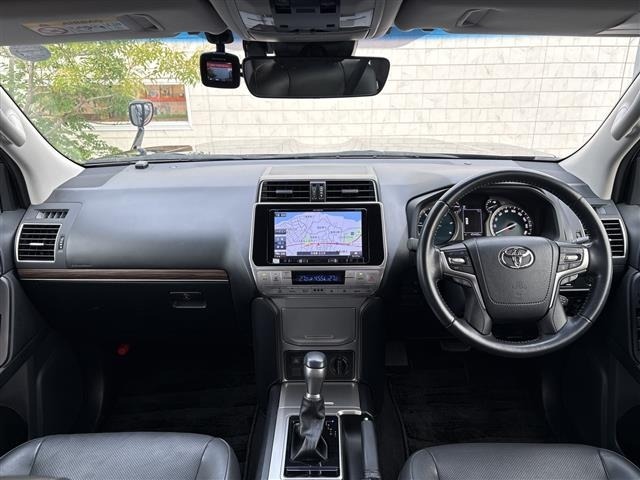 Toyota LAND CRUISER PRADO 2019 8437776-15