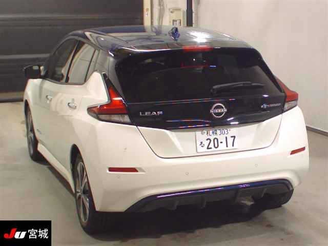 Nissan LEAF 2022 8427665-1