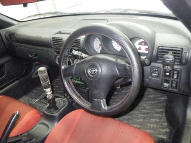 Toyota MR-S 2000 8442857-3