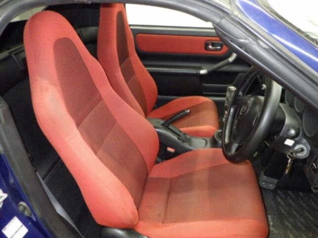 Toyota MR-S 2000 8442857-6